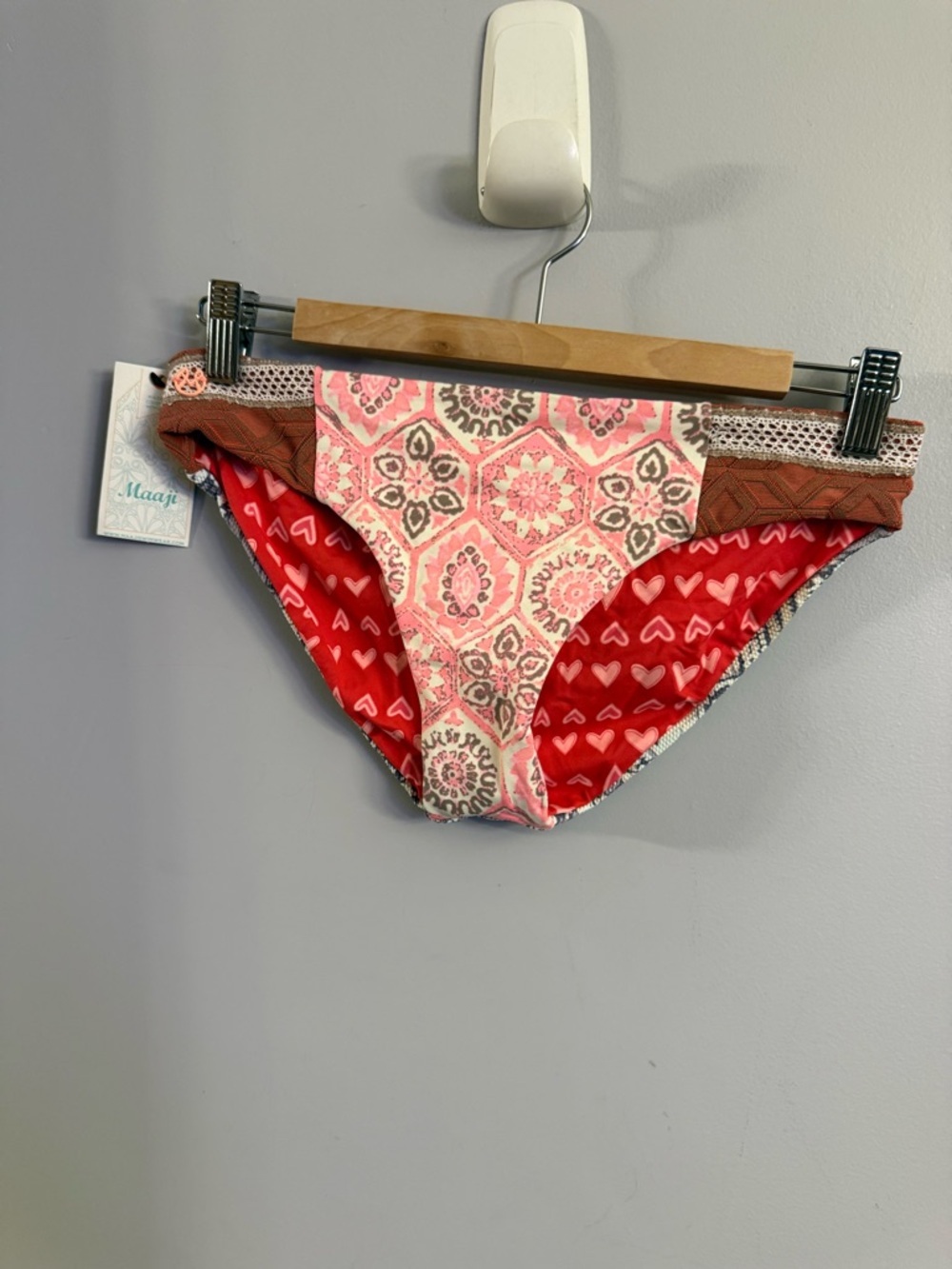 Maaji Reversible Bikini Bottoms Size Large NWT Heart Print Boho Swim